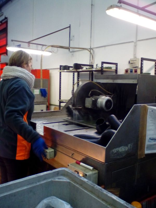 Lavorazione di taglio tubi plastica